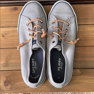 Sperry Crest Vibe Sneaker